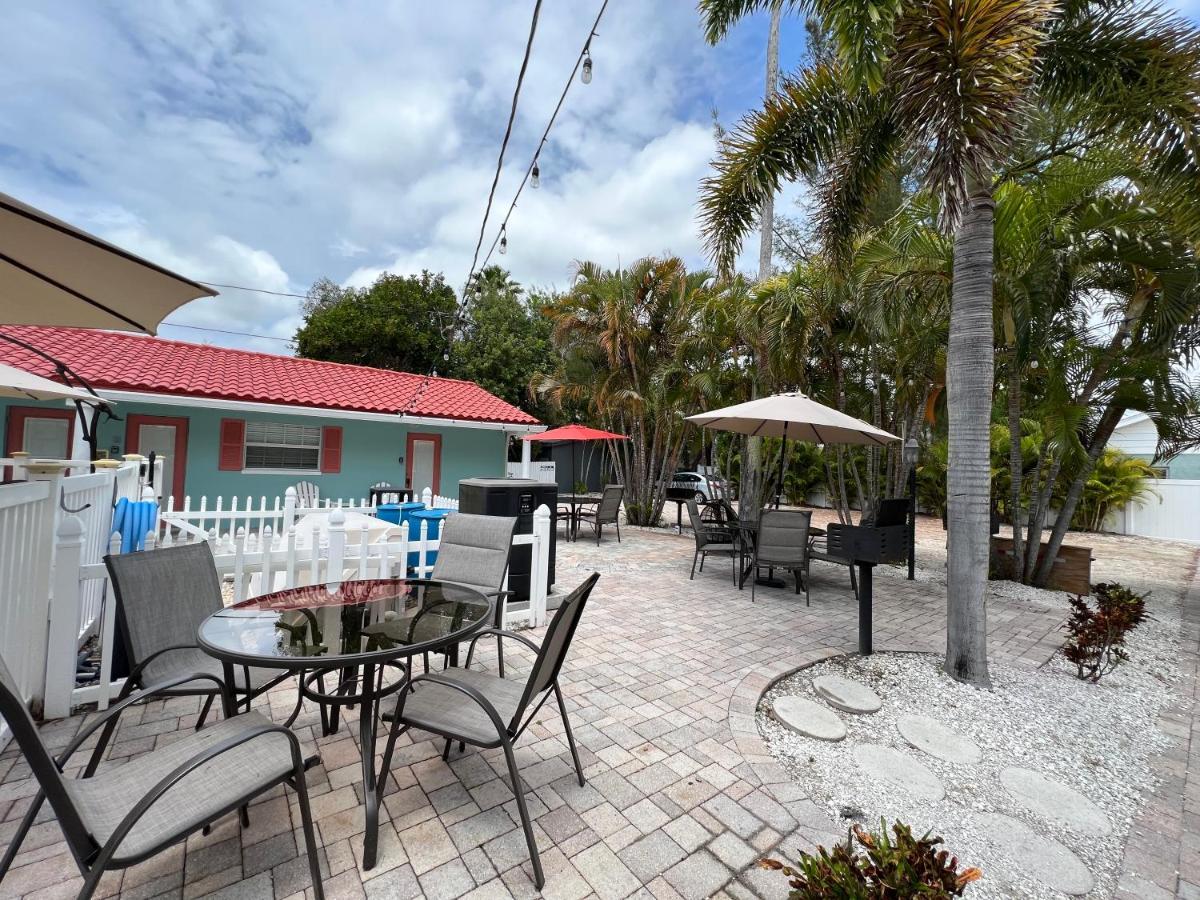 Blue Waters Treasure Island Hotel Exterior foto